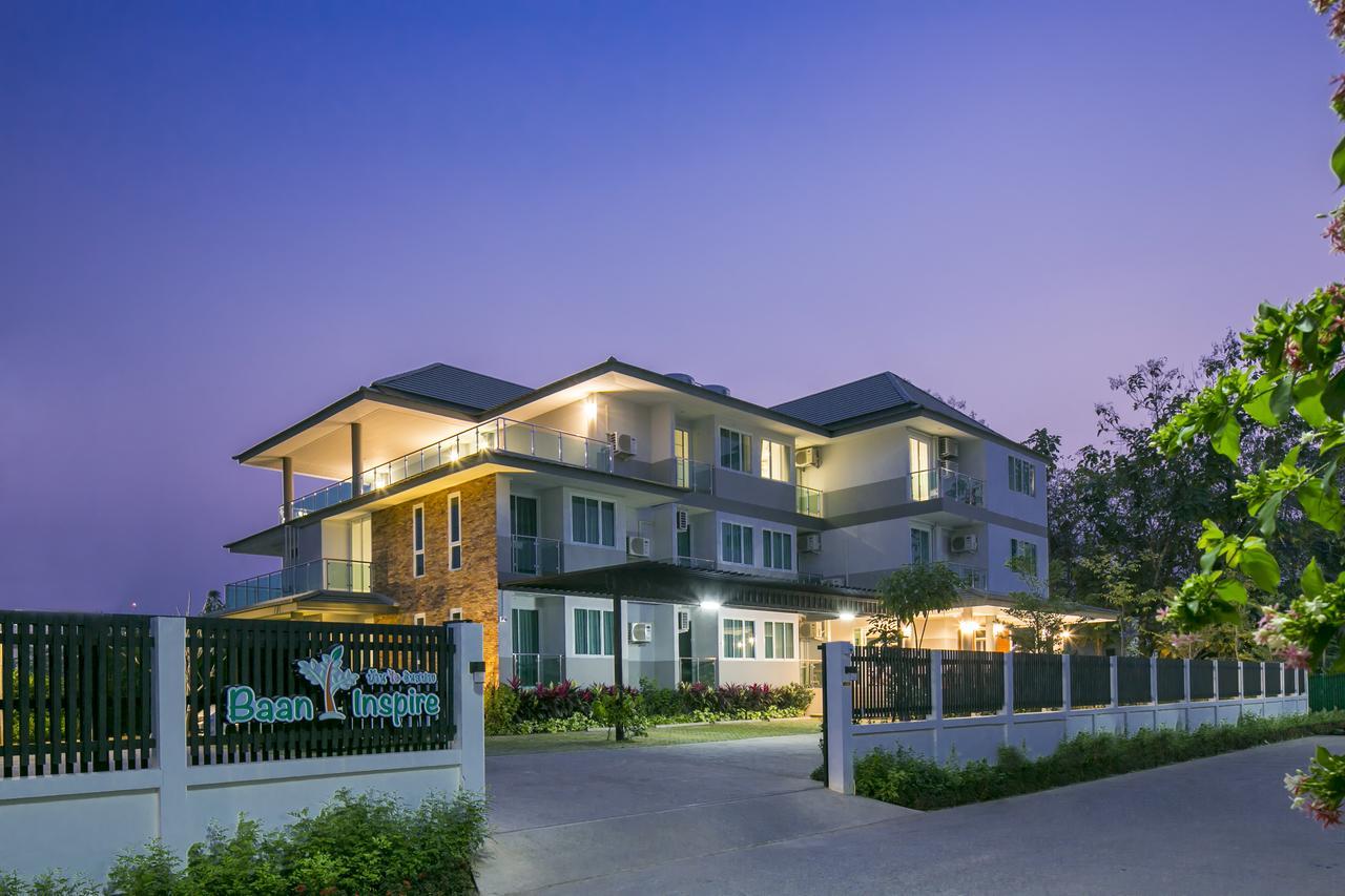 Baan I Inspire Hotell Phrae Exteriör bild